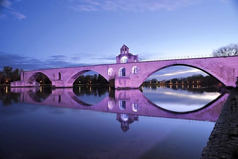 Premiere Classe Avignon Courtine Gare Tgv Hotel Buitenkant foto